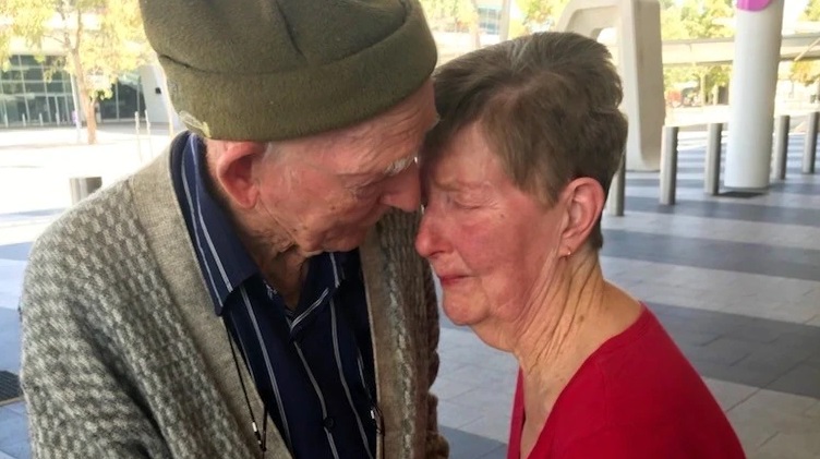 Siblings separated 80 years ago are finally reunited and their touching meeting will make you cry