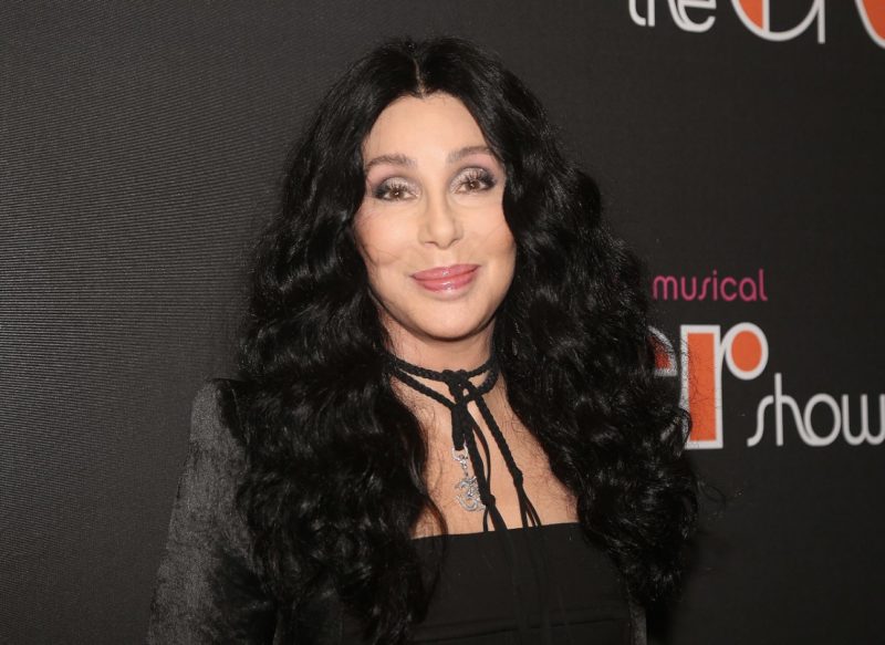 76-year-old Cher broke up with 37-year-old boyfriend: the artist is not yet ready to talk about it with fans