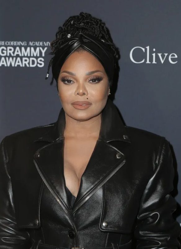 Janet Jackson finally reacts to rumors that she has a secret child from her first marriage at 18